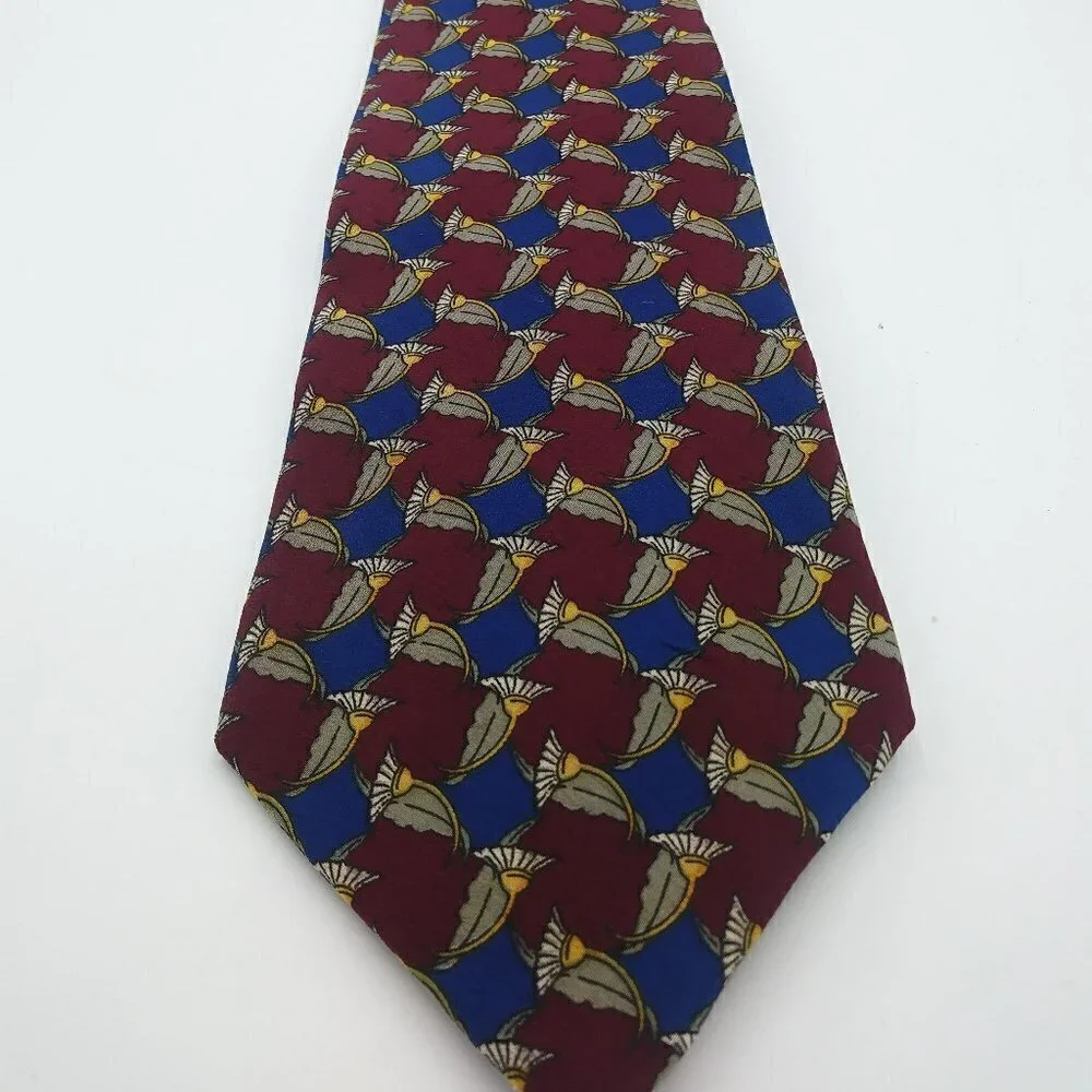 The Metropolitan Museum of Art Tie